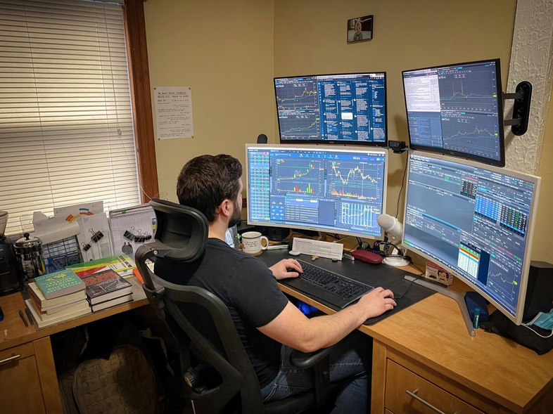 kyle computer monitors with stock charts